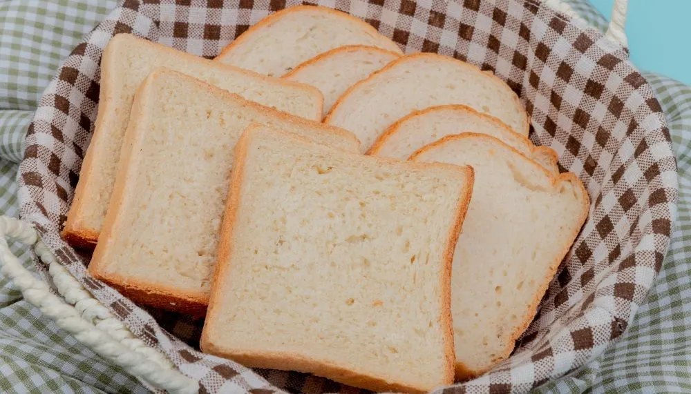 Ilustrasi | Roti Aoka diisukan menggunakan bahan pengawet kimia yang biasa digunakan untuk industri kosmetik yaitu sodium dehydroacetate.