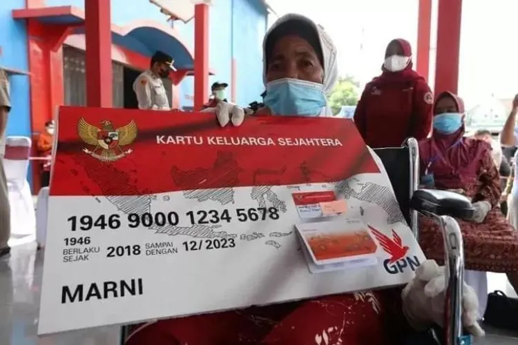 Bantuan sosial (bansos) akan terus disalurkan kepada para KPM baik yang melalui PT Pos Indonesia maupun KKS.   