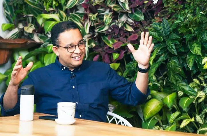 Wakil Ketua Partai Gerindra, Habiburokhman menilai bahwa kesempatan Anies Baswedan untuk maju di Pilgub Jakarta sangat kecil.