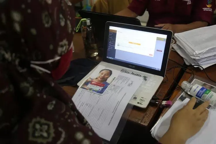  Pantauan SIKS-NG Pencairan Bansos PKH dan BPNT Juli-September Berhasil