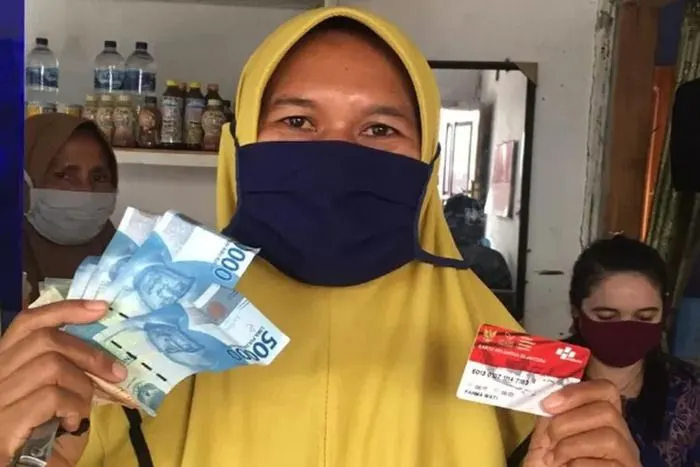 Bantuan PKH dan BPNT Cair Double Masuk Rekening KKS Sebanyak Rp800 Ribu