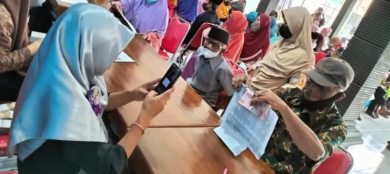 Bantuan Lewat PT Pos Indonesia Mulai Disalurkan