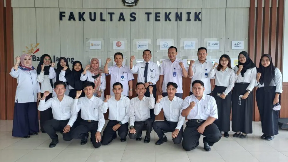 Universitas Diponegoro (Undip).