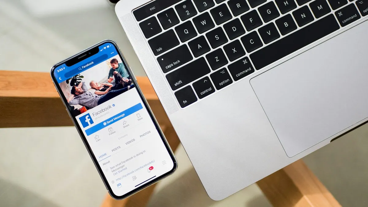 Ilustrasi cara untuk membuat Facebook Pro agar dapat menghasilkan uang.