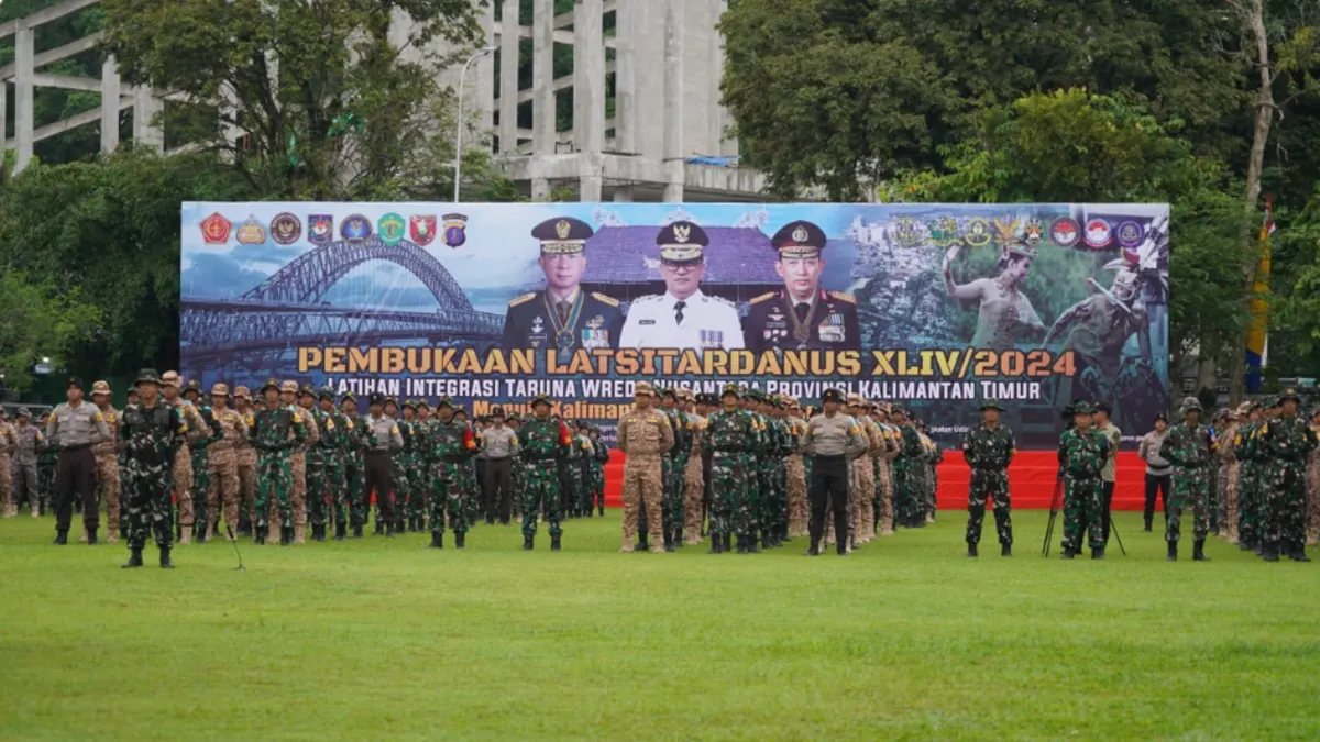 Sebanyak 200 orang praja IPDN kembali turut serta dalam kegiatan Latihan Integrasi Taruna Wreda Nusantara (Latsitardanus) ke-XLIV tahun 2024 di Provinsi Kalimantan Timur.