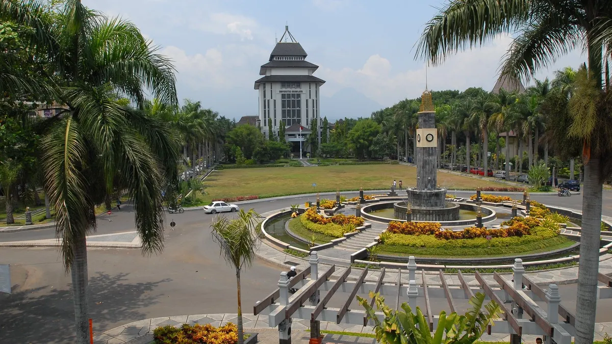 Berbagai kampus dengan jurusan kedokteran ini mendapat predikat terbaik berdasarkan pemeringkatan THE WUR By Subject 2024.
