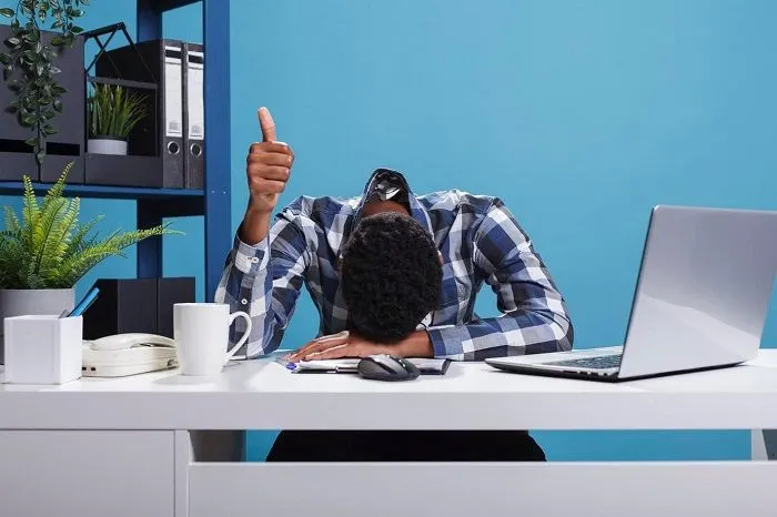 Tips manipulasi diri untuk menghentikan kebiasaan menunda pekerjaan