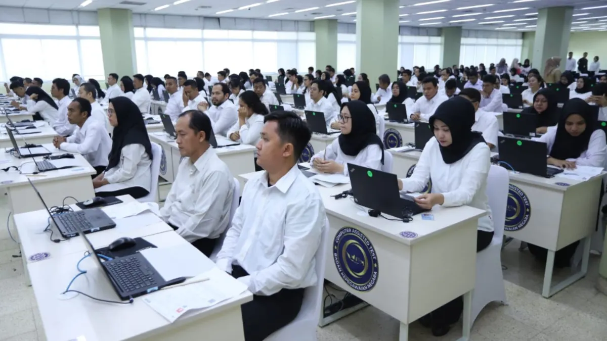 Sebagai informasi, Badan Kepegawaian Negara secara resmi mengumumkan pembukaan 1.383.758 formasi PPPK 2024.