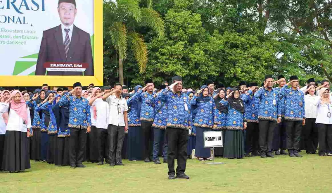 Patuhi prosedur SKD CPNS 2024 dengan menyiapkan dokumen, menitipkan barang, dan mengikuti aturan panitia agar ujian berjalan lancar.