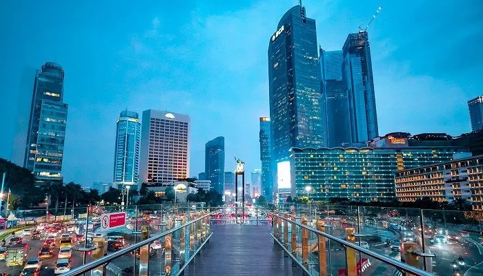 Meskipun memiliki luas wilayah relatif kecil, provinsi-provinsi ini tetap memiliki peran penting dalam pembangunan dan perkembangan negara,