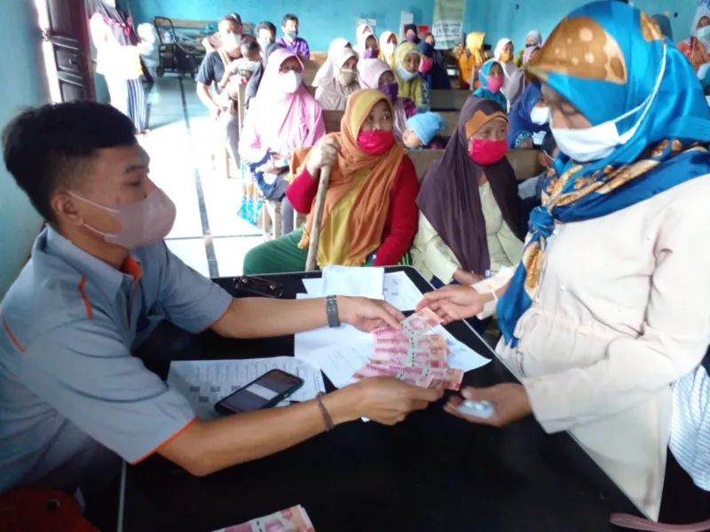 Perkembangan terbaru mengenai bantuan BLT Mitigasi Risiko Pangan sebesar Rp600.000 sedang dinanti oleh banyak keluarga penerima manfaat.