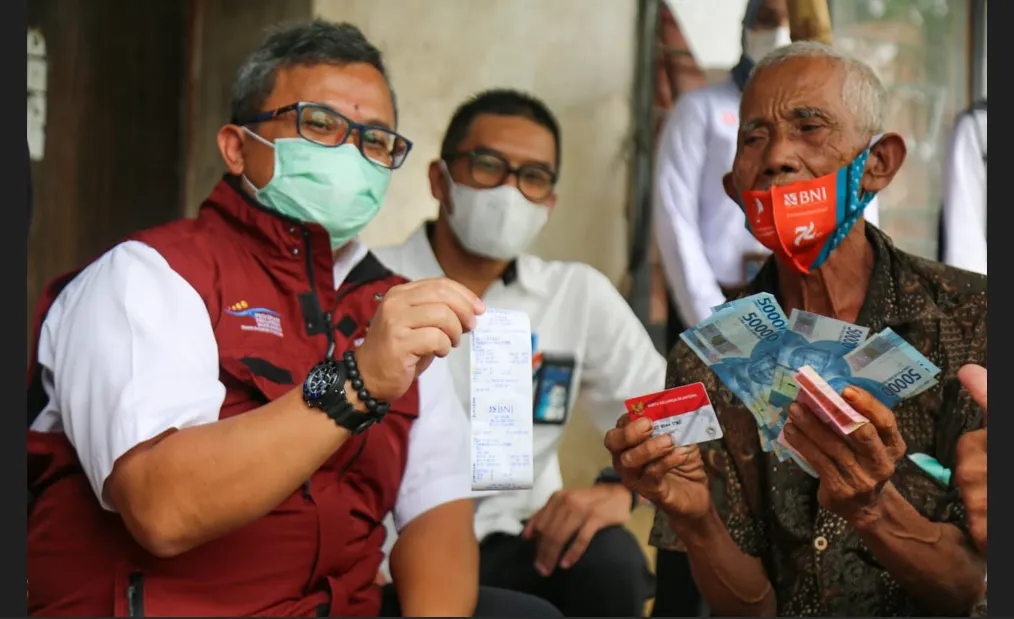 15.281 KPM PKH dan BPNT Full Senyum! 20 Maret 2024 Ada Bansos Rp400 Ribu Cair Lewat Kantor Pos, Ada Nama Kamu?