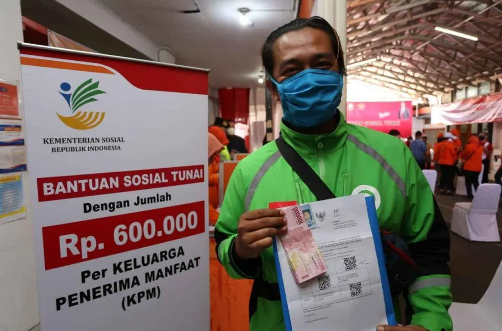Kemensos akan menyalurkan beberapa bantuan sosial (bansos) baik yang dicairkan melalui KKS maupun PT Pos Indonesia.
