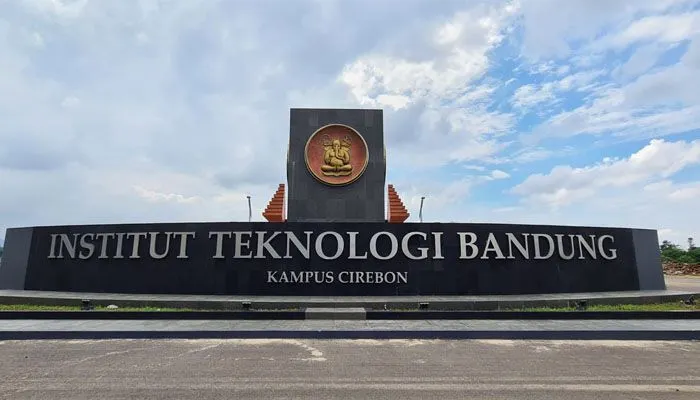 Institut Teknologi Bandung (ITB) 