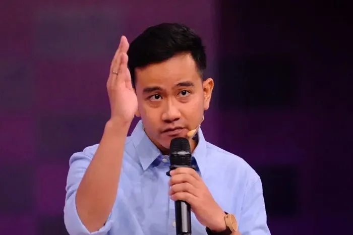 Salah satu program yang dibahas oleh Gibran Rakabuming Raka adalah hilirisasi. Namun, Gibran merasa bingung karena ada yang anti hilirisasi.