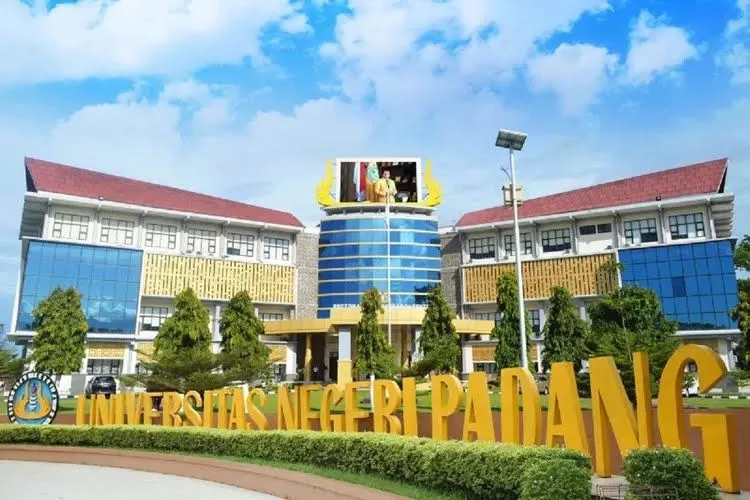 Universitas Negeri Padang.
