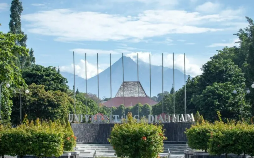 Illustrasi. Top 10 PTN Terbaik di Indonesia Versi QS AUR 2024 Untuk rekomendasi SNBP 2024, UI Masih Mendominasi, UGM Peringkat Berapa?