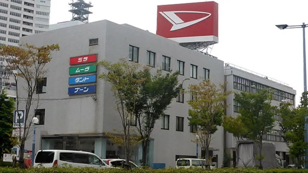 Daihatsu akan menutup pabrik di Jepang hingga Januari 2024, akibat skandal manipulasi keselamatan.