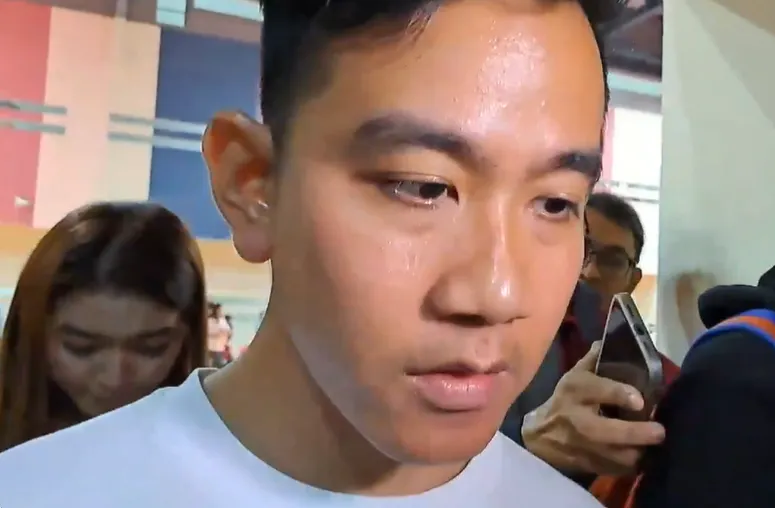 Gibran Minta Maaf Setelah Menyebut Asam Sulfat untuk Ibu Hamil, Padahal yang Dimaksud Adalah Asam Folat