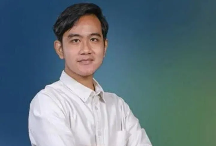 Diserang Berita Hoax, Gibran Minta Relawan Tetap Fokus dan Tidak Terprovokasi