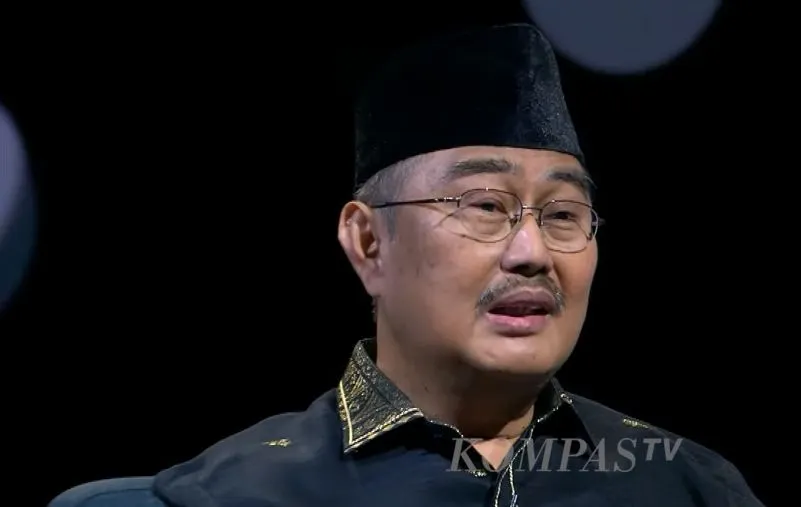 Ketua Mejelis Kehormatan Mahkamah Konstitusi (MKMK) Jimly Asshiddiqie mendukung penggunaan hak angket yang diajukan oleh Dewan Perwakilan Rakyat (DPR).