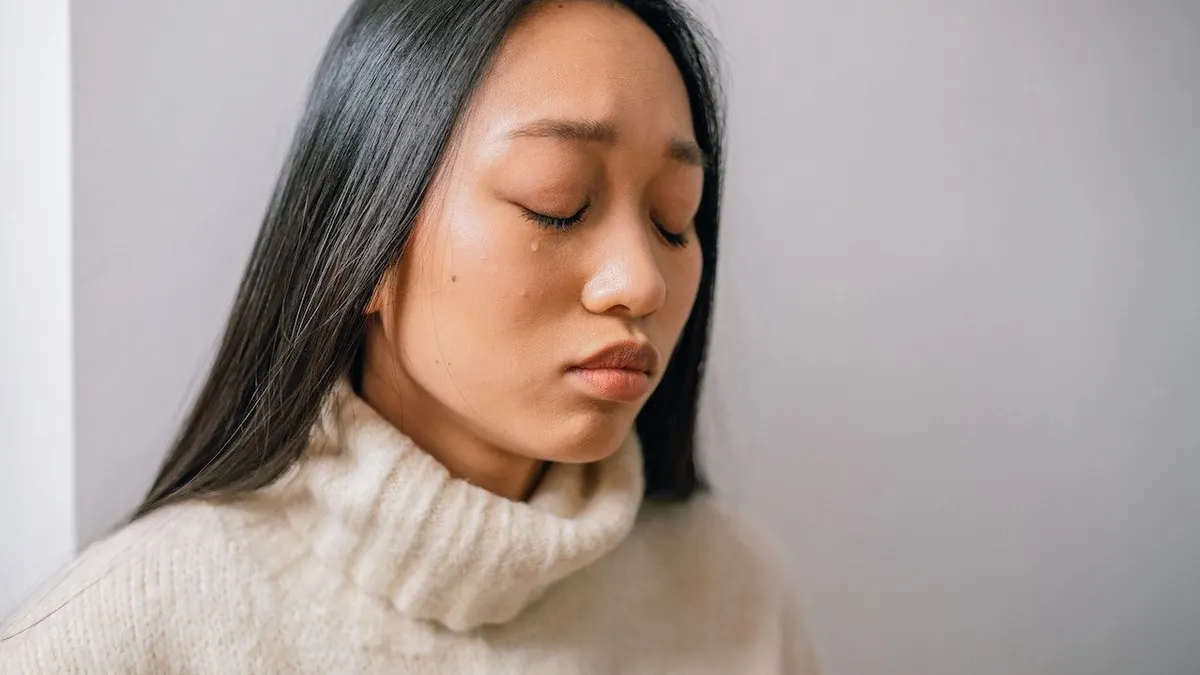 Dengan mengenali tanda adanya luka inner child, seseorang bisa menjadi lebih berdamai serta tidak mudah menyalahkan orang lain.