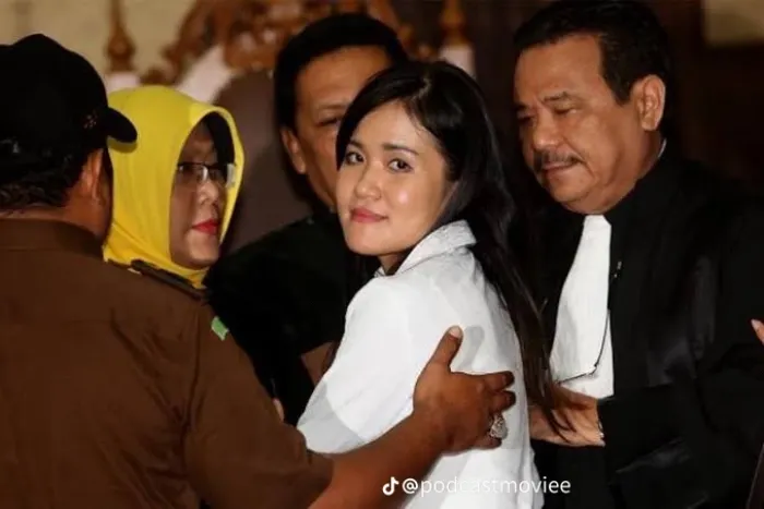 Menguak Fakta Terbaru, Jessica Wongso Ternyata Pernah Nonton Film Pembunuhan Pakai Sianida (TikTok @podcastmoviee)