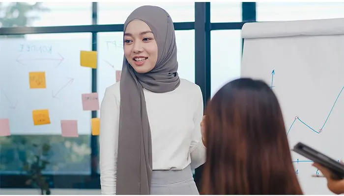 Ilustrasi cara bijak untuk menyikapi orang yang gampang menyepelekan.