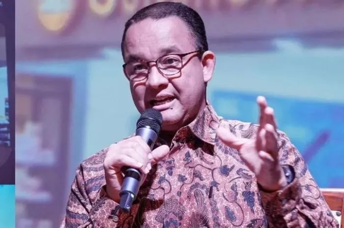 Anies Baswedan respon isu kemungkinan ada dua poros capres di Pilpres 2024..