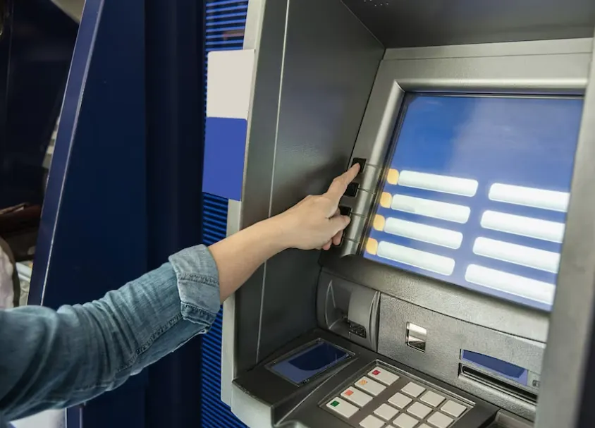 Kembali Terjadi Modus Penipuan, Bank BRI Minta Nasabah Untuk Tidak Klik Link dan Install Aplikasi Tidak Jelas (Freepik)