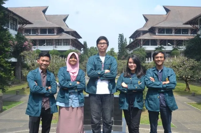 Institut Teknologi Bandung (ITB) membuka kesempatan emas untuk siswa-siswi lulusan SMA/SMK/MA/sederajat melalui beasiswa belajar di SBM ITB.