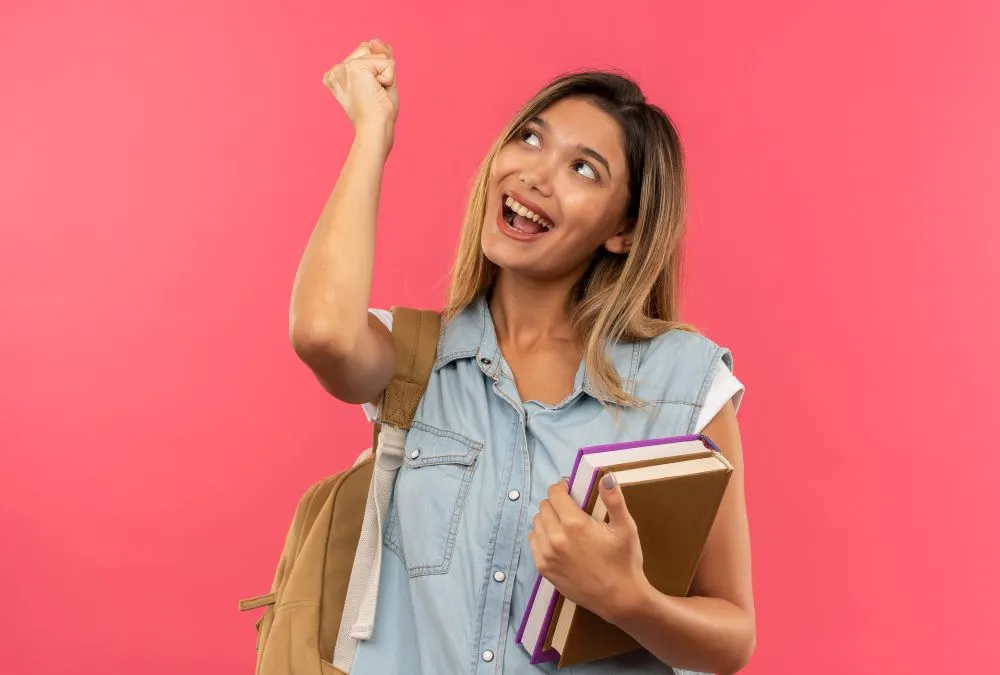 4 Jurusan Kuliah Gaji Tinggi hingga 2 Digit untuk Fresh Graduate edisi SOSHUM, Bukan Cuma Lulusan Teknik (Freepik)