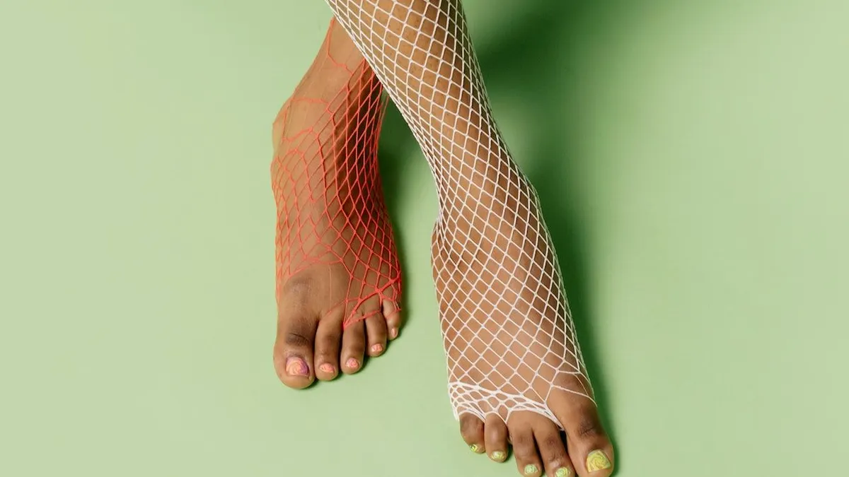 Selain jari tangan, ternyata jari kaki juga bisa digunakan untuk mengungkapkan kepribadian seseorang. Menarik sekali fakta ini.