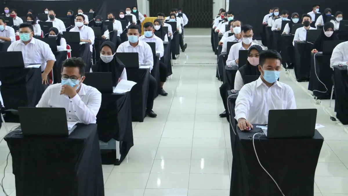 Tentunya dalam mendaftar CPNS 2023, adanya tahap seleksi administrasi, dan ada beberapa syarat berupa berkas yang harus kamu persiapkan.