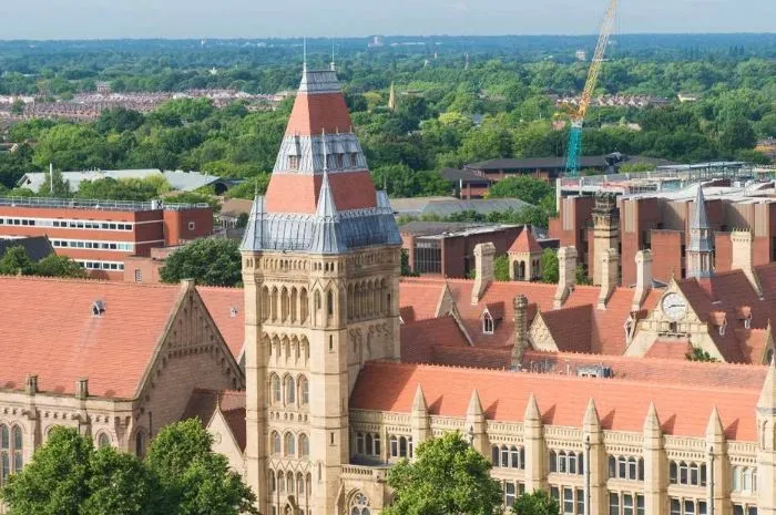3 Kampus Top Dunia Ini Buka Cabang di Indonesia, Dapat Gelar Luar Negeri Tak Perlu Jauh-Jauh! (studyinmanchester.com)