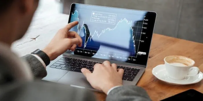 Ilustrasi. Investor GOTO, SoftBank Vision Fund, mengaku tertipu dengan angka palsu dari sebuah startup bernama IRL.