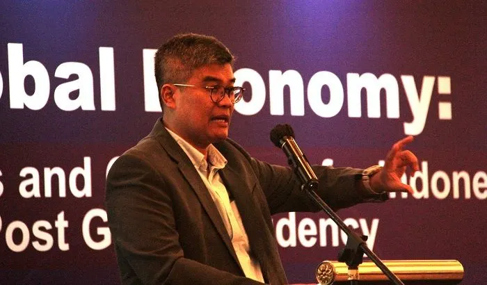 Sekretaris Dewan Pakar Timnas AMIN yakni Wijayanto Samirin menilai bahwa pernyataan yang disampaikan Luhut dan Bahlil terlalu berlebihan.
