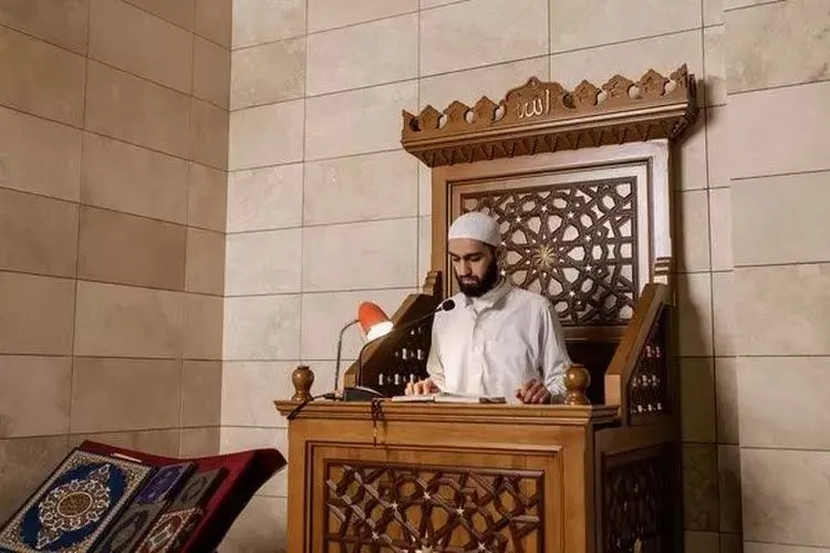Teks Khutbah Jumat 15 Desember 2023 Singkat Tema Menjaga Silaturahmi dan Saling Menghormati di Tahun Politik (Pexels)