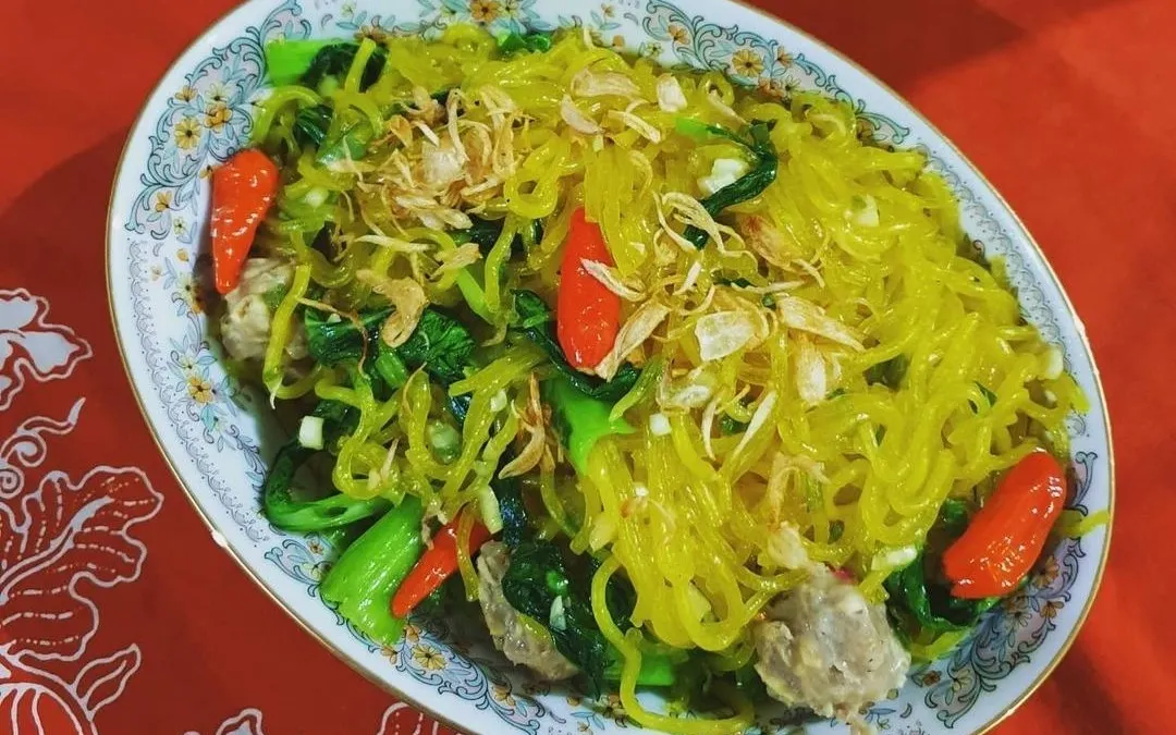Mi glosor | Ada beberapa kota di Indonesia dengan makanan khas ramadhan nya masing-masing. Apa saja? Simak ulasannya pada artikel ini.