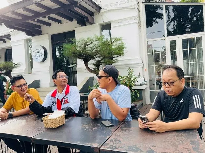 Mahfud MD ajak Amin dan PDIP gabung usul hak angket