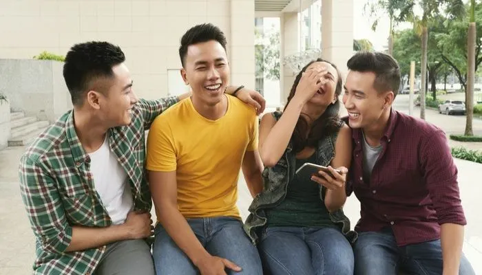5 Cara Berkomunikasi yang Benar Agar Orang Lain Nyaman Berbicara Denganmu, Jangan Mendominasi Ya