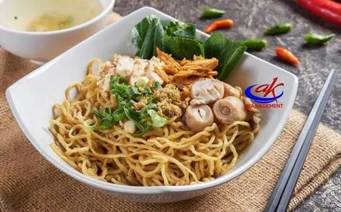 5 Kuliner Legendaris di Jakarta yang Wajib Dicicipi Mulai dari Bakmi hingga Soto Betawi, Mana Favoritmu?