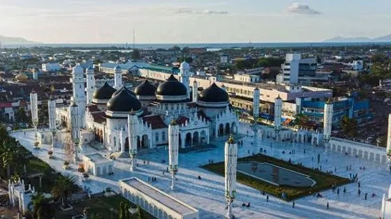 5 Provinsi dengan Persentase Penduduk Muslim Terbanyak di Indonesia, Aceh Menempati Posisi Pertama