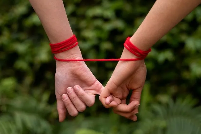 5 Tanda Adanya Ikatan Batin yang Kuat, Jika Kamu dan Dia Saling Mencintai