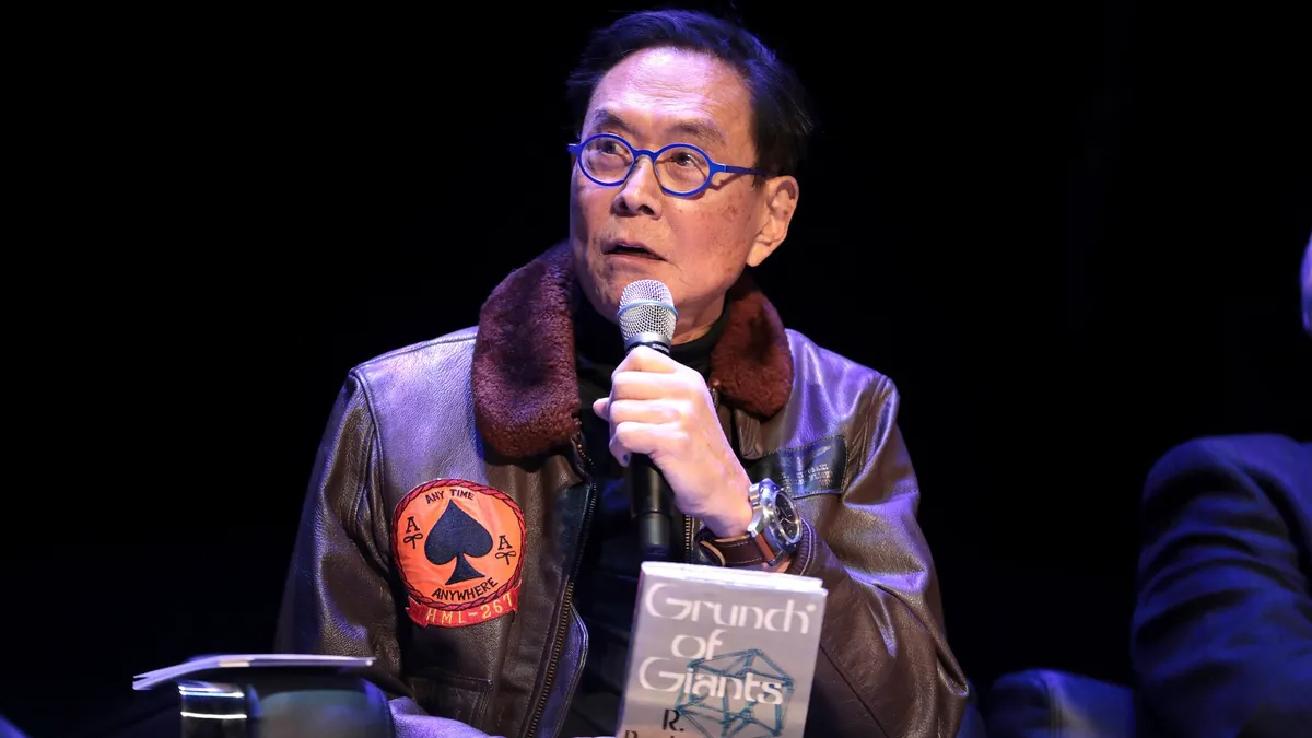 5 Tips Investasi dan Keuangan ala Buku Rich Dad Poor Dad Robert Kiyosaki (Gage Skidmore / Flickr)