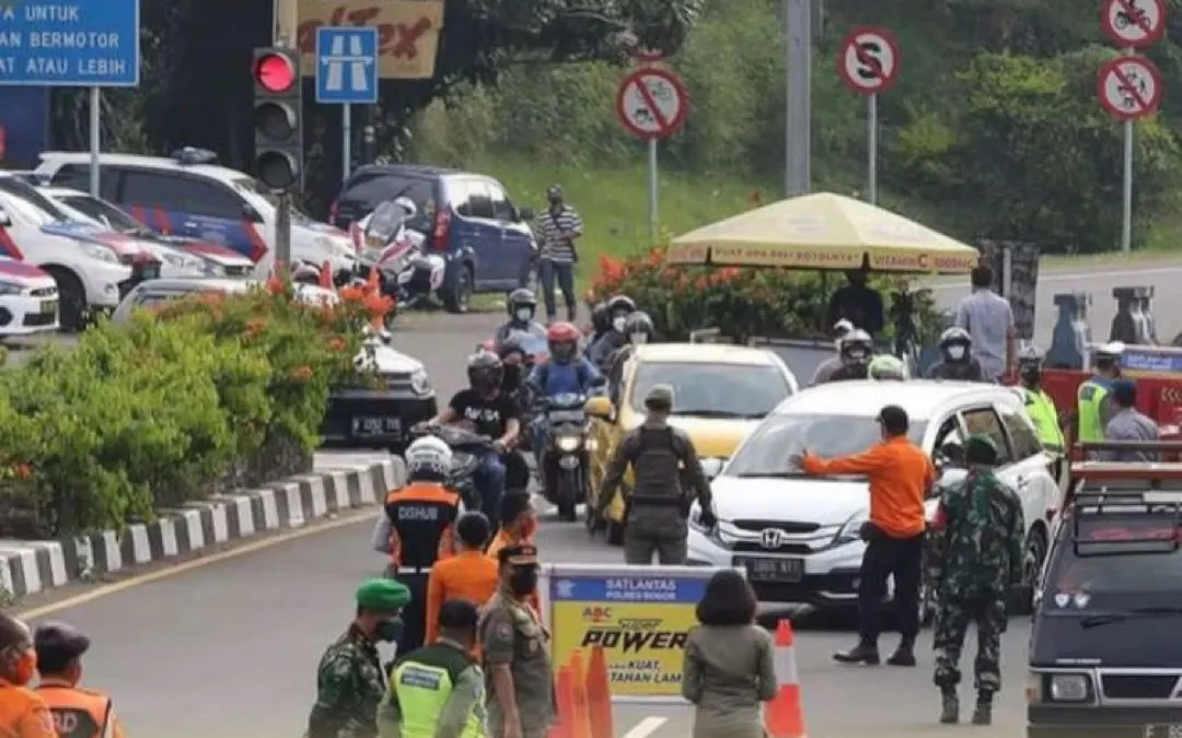 Polres Bogor juga akan menempatkan personel di sepanjang jalur wisata Puncak untuk mengatur lalu lintas dan memberikan pengamanan.