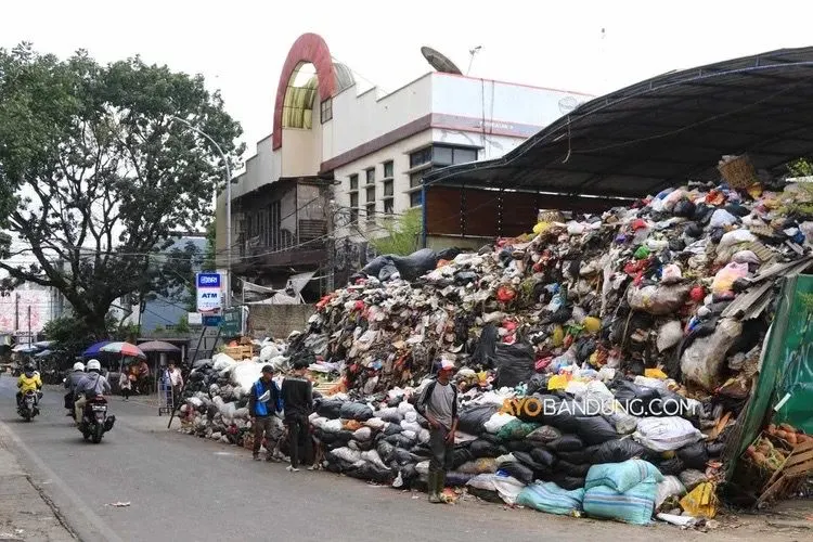 Sampah di Bandung