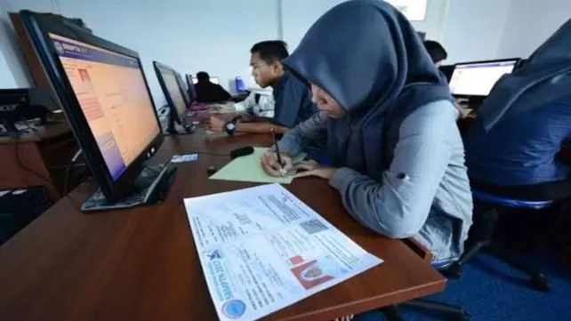 Pada UTBK-SNBT 2024, salah satu materi yang diujikan adalah materi Tes Potensi Skolastik. Jadi, kamu harus tahu kisi-kisi materi ini.