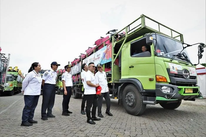 Kemenhub mengecek armada untuk mudik bersama Honda