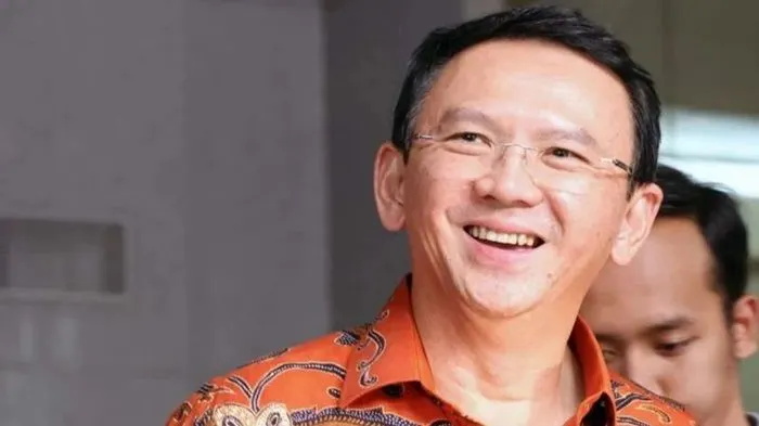 Ahok sebut bansos hanya di zaman kerajaan tuai polemik, Bahlil sebut Ahok kan hidupnya enak gak pernah susah.